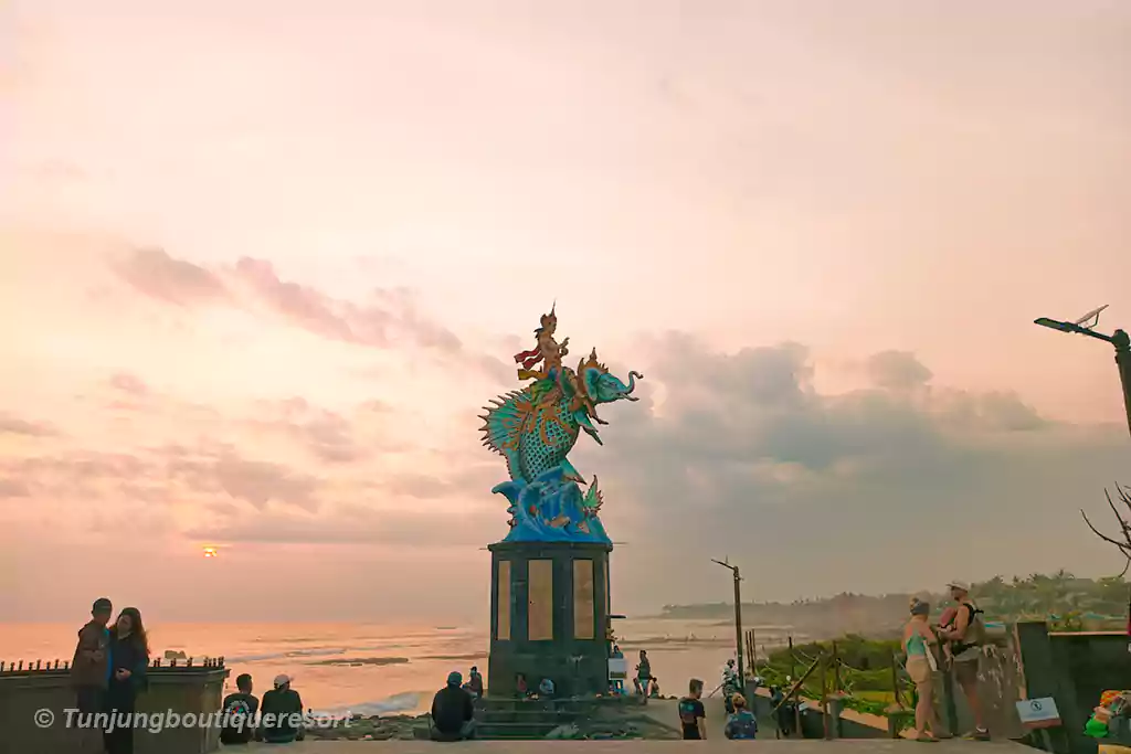 Pererenan Beach surf escape, Bali best surf spots, Pererenan Bali places to stay, beautiful Pererenan Beach, Pererenan Beach Sunset