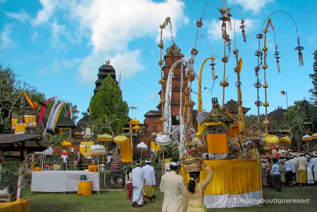 Hindu Temple, Visit Bali on Galungan Day, Galungan Day, Galungan Day in Bali
