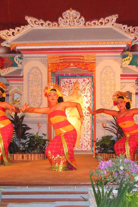 Bali culture show, Balinese culture show, local activities in canggu