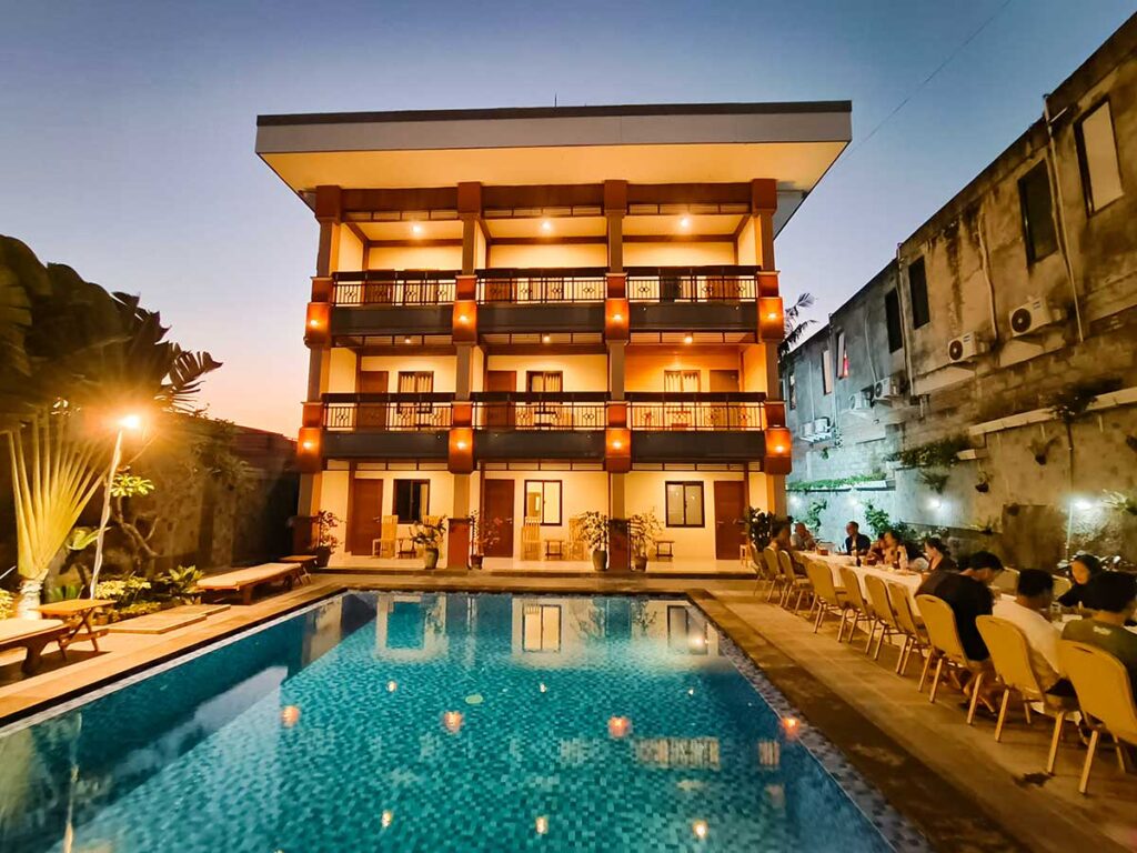 Poolside Dinner, Romantic Poolside Dinner, Tunjung Boutique Resort