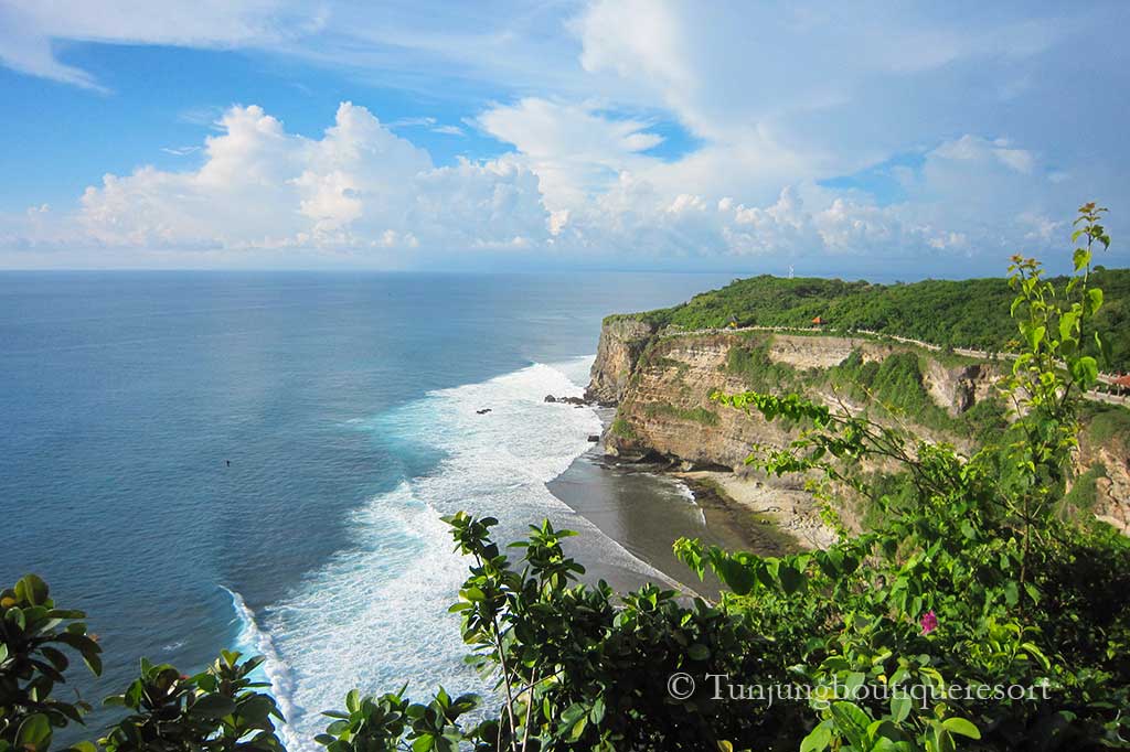 Uluwatu Temple, Uluwatu Bali, Long Stay in Bali, Uluwatu for Long Stay in Bali